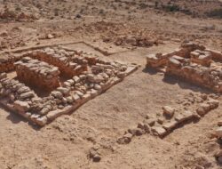 Archaeologists Unearth 12,000-Year-Old Pebbles Offering Fresh Insights into the Origins of the Wheel