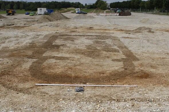 ancient 2000 year old statue discovered abandoned in a garbage bag in greece 1