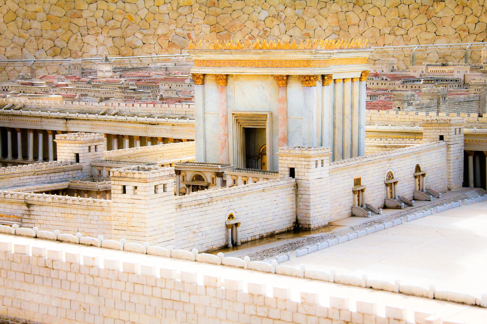 Ancient Structure Unearthed in Jerusalem's City of David Linked to First Temple Era, Study Reveals