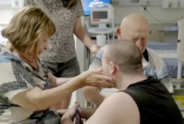 Video Captures Heartwarming Reunion of IDF Soldier with Family