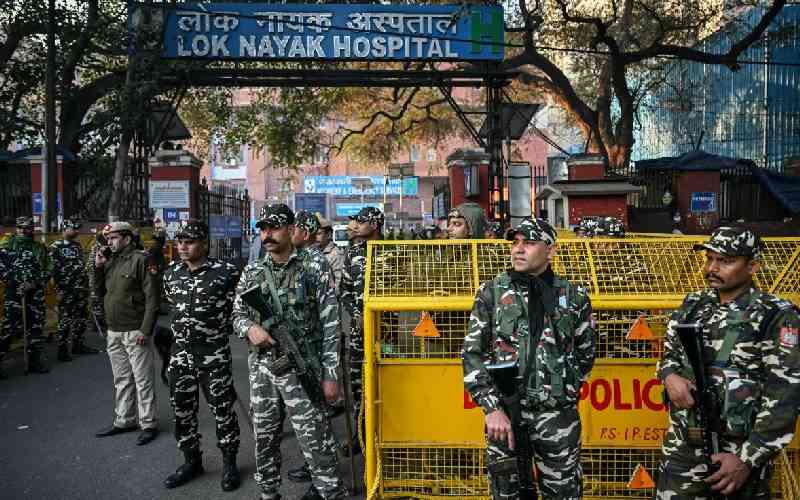 at least 18 killed in stampede at new delhi railway station as hindu pilgrims travel to festival in india 1