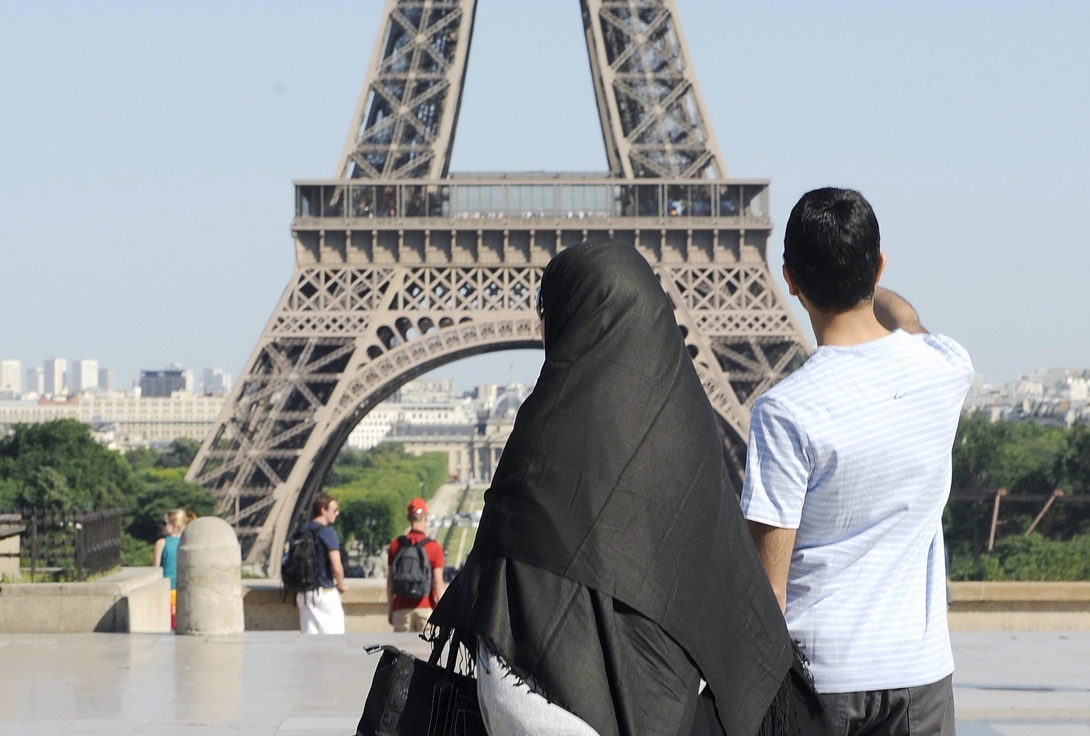 french bill seeks to ban headscarves in sports amnesty international calls it discriminatory 1