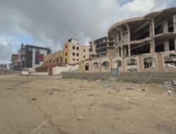 Hamas Delays Next Hostage Release, Citing Ceasefire Violations