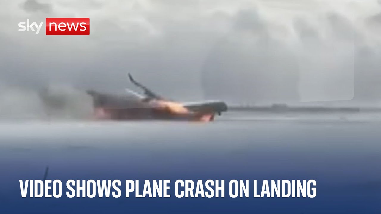 toronto plane crash shocking video captures delta plane bursting into flames and flipping over 1