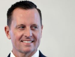 Trump Envoy Richard Grenell Facilitates Release of 6 Americans After Talks with Maduro in Venezuela