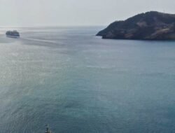 Authorities probe discovery of vessel with 11 decomposed bodies ashore in Caribbean