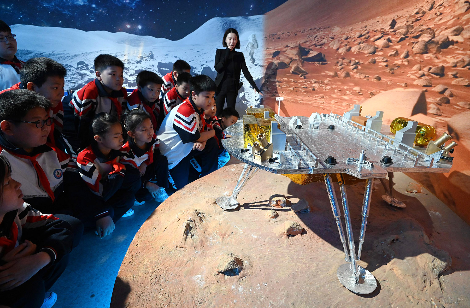 China Launches Tianwen-2 Space Probe to Gather Samples from Mars-Adjacent Asteroid