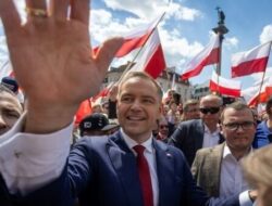 Polish Conservative Karol Nawrocki Wins Presidential Election to Succeed Duda