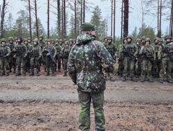 Finland’s Foreign Minister: Ukraine ‘Holding the Cards’ Amid Russia’s Talks Signal