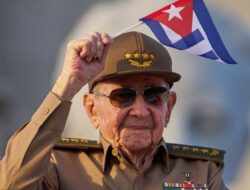 Raúl Castro Appears Publicly for First Time Since Trump Administration’s Murder Charge